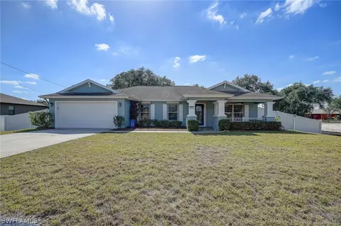 715 Zendor Ave, Fort Myers, FL 33913