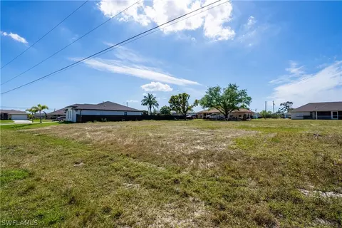 226 NW 15th Ave, Cape Coral, FL 33993