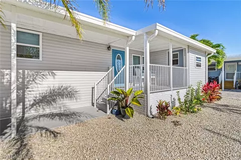 2961 Skipper Ln, Saint James City, FL 33956