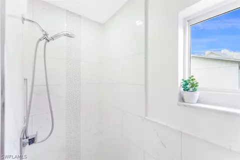 Bath - 235 3rd Ave S, Naples, FL 34102 photo 3 of 3