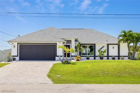 2112 NE 15th Ter, Cape Coral, FL 33909