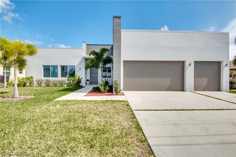 4623 SW 5th Pl, Cape Coral, FL 33914