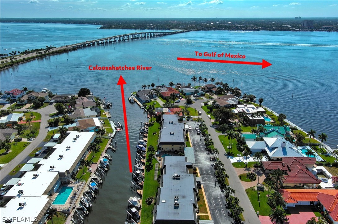 1663 Edith Esplanade Unit 103  