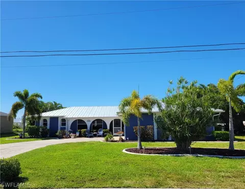 210 SE 1st Ter, Cape Coral, FL 33990