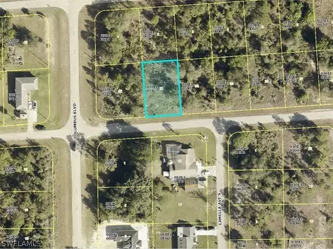 1205 Chrysler St, Lehigh Acres, FL 33974