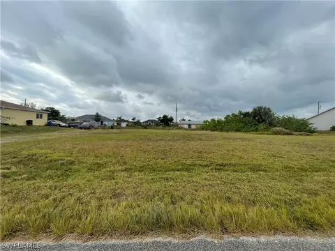 1418 NE 18th Ter, Cape Coral, FL 33909