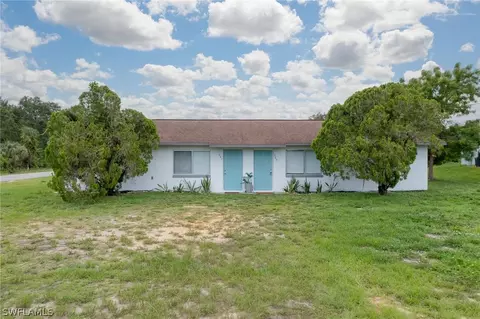 301-303 Gordon Ave S, Lehigh Acres, FL 33973