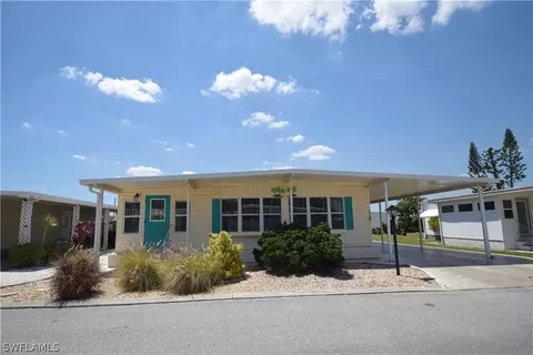 118 Snead Dr, North Fort Myers, FL 33903
