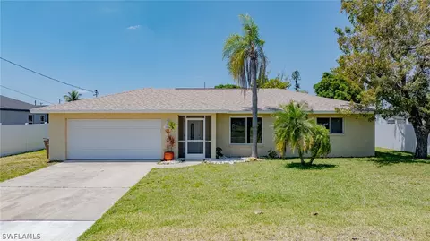 3732 SE 1st Ave, Cape Coral, FL 33904