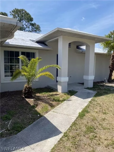 430 SW 6th Ave, Cape Coral, FL 33991