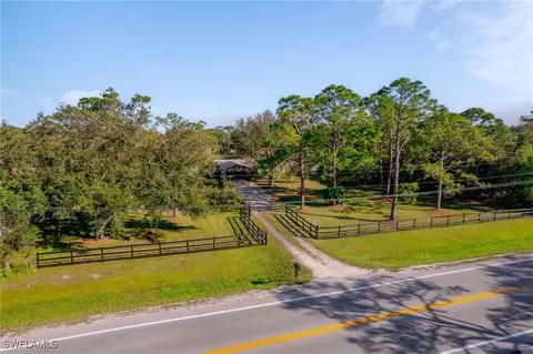 6221 Buckingham Rd, Fort Myers, FL 33905