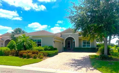 13813 Woodhaven Cir, Fort Myers, FL 33905