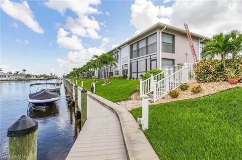 4718 SW 12th Pl #105, Cape Coral, FL 33914