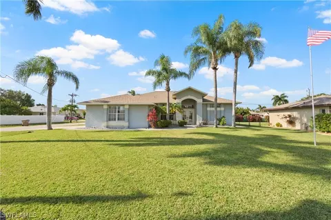 513 Wildwood Pkwy, Cape Coral, FL 33904