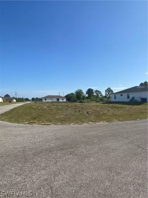 3520 18th St SW, Lehigh Acres, FL 33976