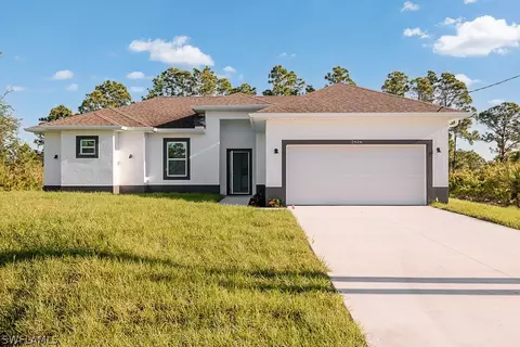 2616 45th St W, Lehigh Acres, FL 33971