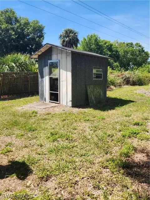1104 Alligator Rd, Moore Haven, FL 33471 photo 5