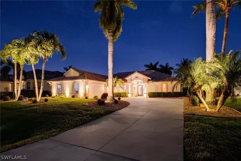 4813 SW 20th Pl, Cape Coral, FL 33914