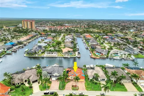 5610 SW 14th Pl, Cape Coral, FL 33914