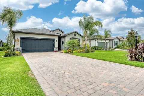 19675 Beechcrest Pl, Estero, FL 33928