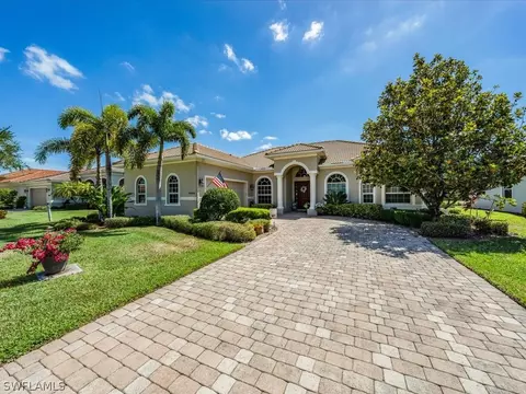 10184 Avonleigh Dr, Bonita Springs, FL 34135