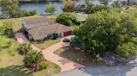 3015 Shell Ln, Labelle, FL 33935