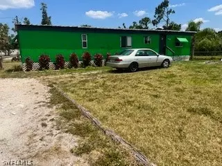 8311 Wooley Dr, North Fort Myers, FL 33917