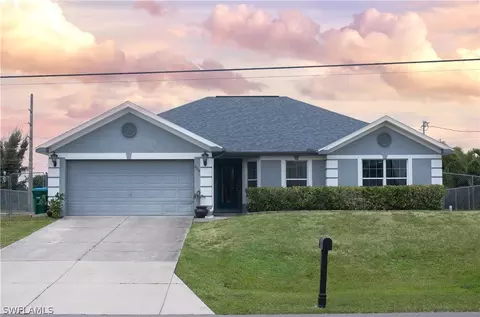 206 SW 15th Pl, Cape Coral, FL 33991