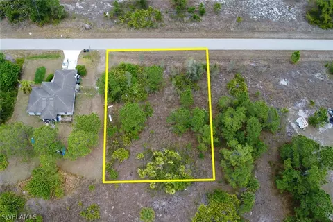 1116 Damen St E, Lehigh Acres, FL 33974