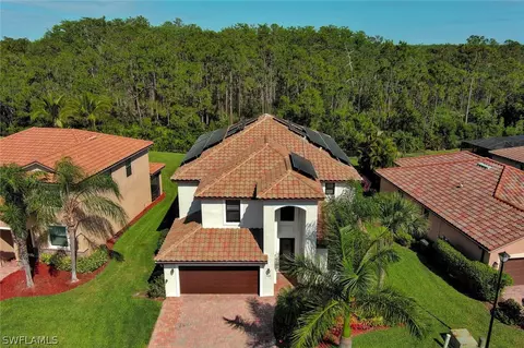 11247 Red Bluff Ln, Fort Myers, FL 33912