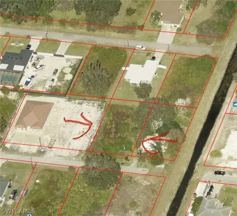 3902 39th St SW, Lehigh Acres, FL 33976