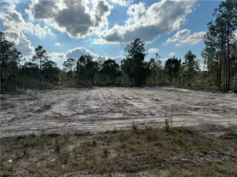 846 Dudley Ave S, Lehigh Acres, FL 33974