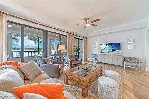 10721 Mirasol Dr #204, Miromar Lakes, FL 33913