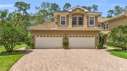 6073 Ashford Ln #801, Naples, FL 34110