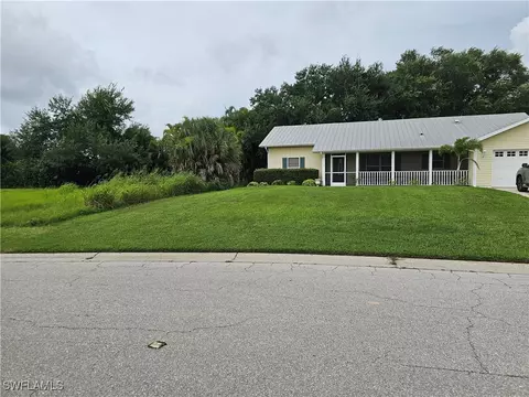 6463 P G A Dr, North Fort Myers, FL 33917