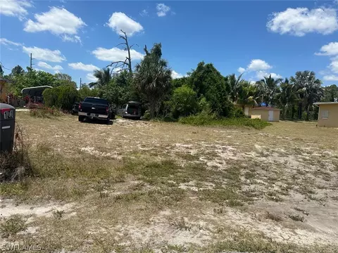 103 Douglas Ave N, Lehigh Acres, FL 33971