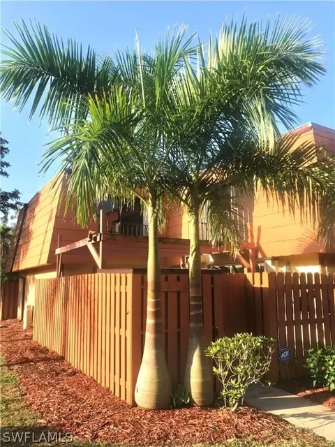 1716 Park Meadows Dr #2, Fort Myers, FL 33907