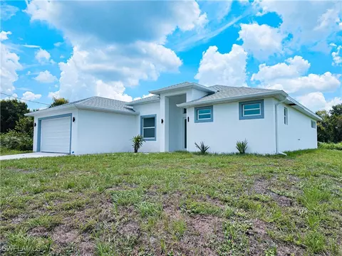3709 Trent St N, Fort Myers, FL 33905