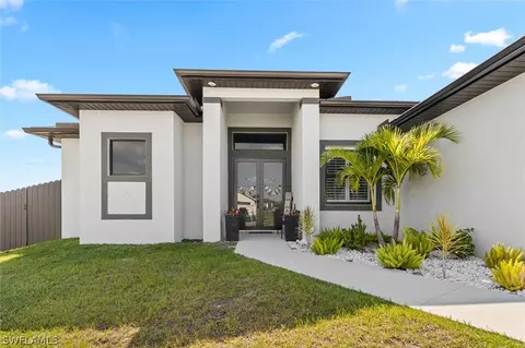 328 SW 31st Pl, Cape Coral, FL 33991