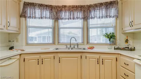 422 Horizon Dr, North Fort Myers, FL 33903