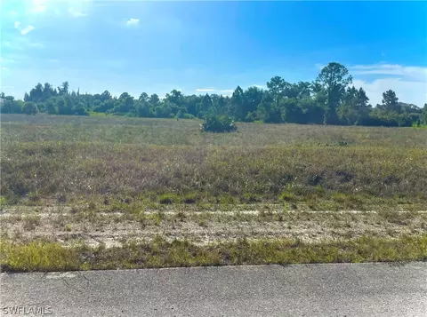 1813 Wells Ave, Lehigh Acres, FL 33972