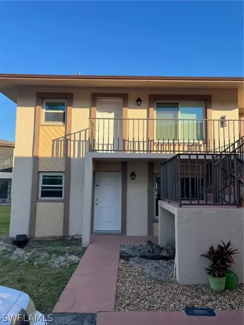 16881 Davis Rd #313, Fort Myers, FL 33908