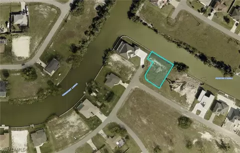 523 NE 5th Ave, Cape Coral, FL 33909