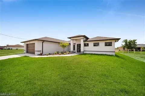 904 Adeline Ave, Lehigh Acres, FL 33971
