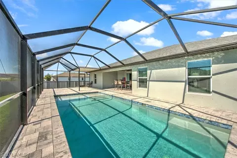 2508 NE 1st Ave, Cape Coral, FL 33909