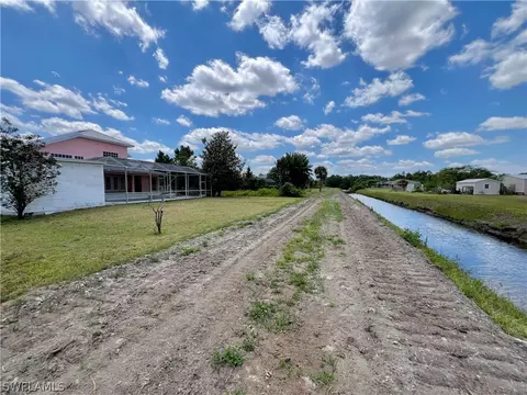 View/Area - 717 Bently St E, Lehigh Acres, FL 33974 photo 3 of 4