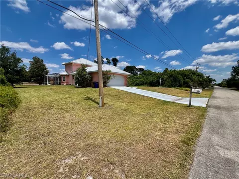 Exterior - 717 Bently St E, Lehigh Acres, FL 33974 photo 8 of 8