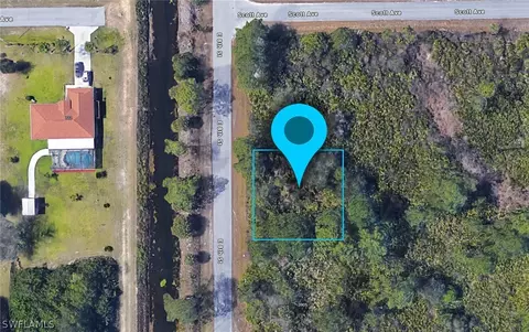 3903 E 8th St, Lehigh Acres, FL 33972