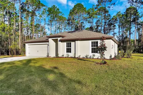 884 Winwood Cir, Fort Myers, FL 33913
