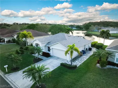2533 Nature Pointe Loop, Fort Myers, FL 33905